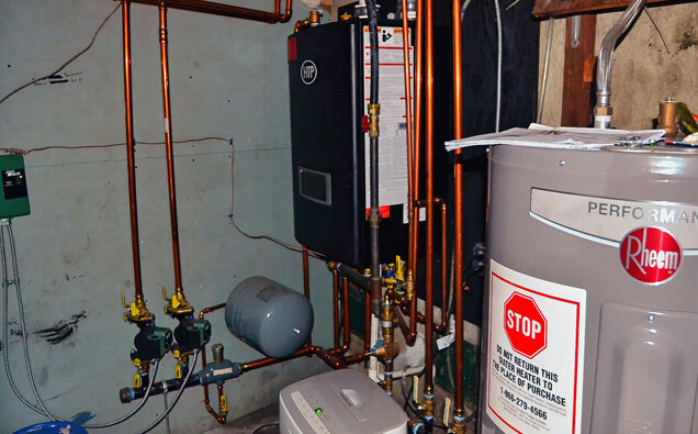 https://glendaloughhotwater.com.au/uploads/2025/06/electric-hot-water-system-58729.jpg