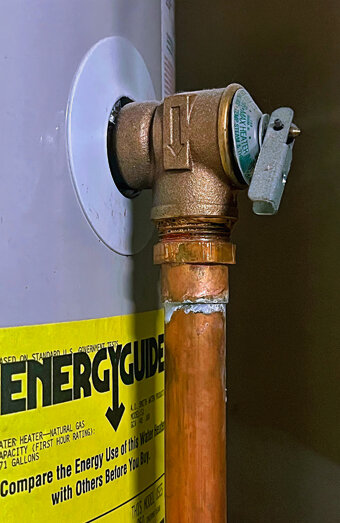 https://glendaloughhotwater.com.au/uploads/2025/06/electric-hot-water-system-79298.jpg