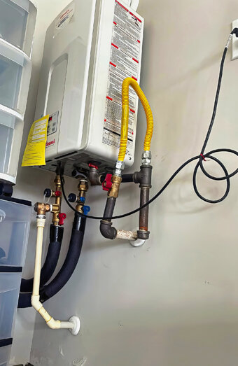 https://glendaloughhotwater.com.au/uploads/2025/06/instant-hot-water-systems-65049.jpg