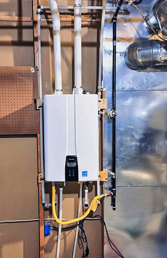 https://glendaloughhotwater.com.au/uploads/2025/06/thermostatic-water-systems-86434.jpg